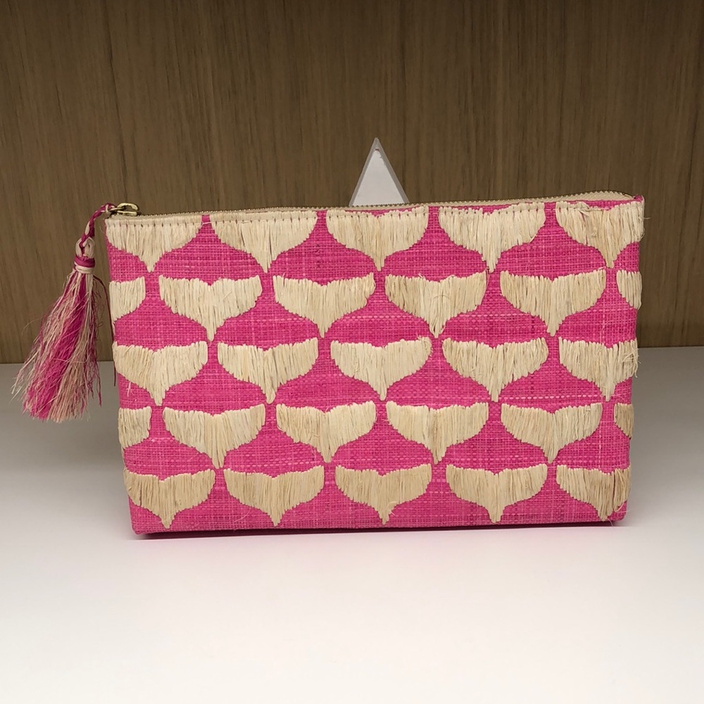 Vineyard Vines Kayu straw purse .
